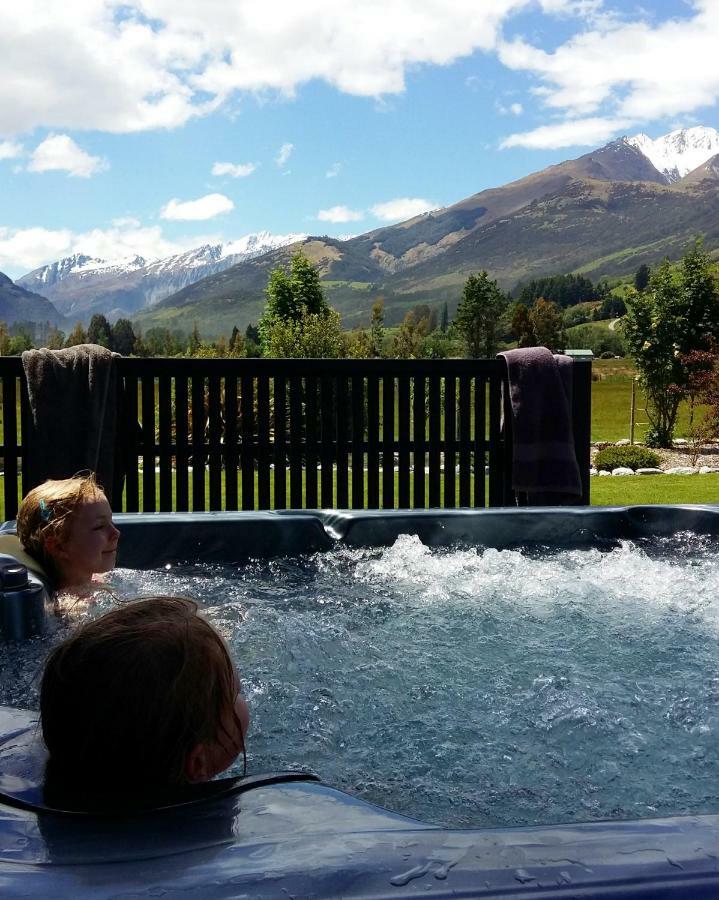 Glenorchy Peaks Bed And Breakfast Exterior foto