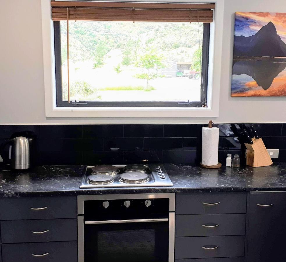 Glenorchy Peaks Bed And Breakfast Exterior foto